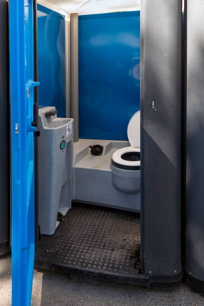 Best Porta potty rental near me  in Bright, IN