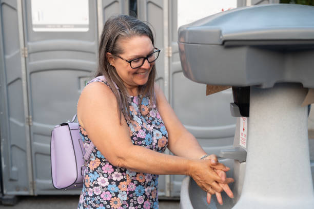 Best Porta potty delivery and setup  in Bright, IN